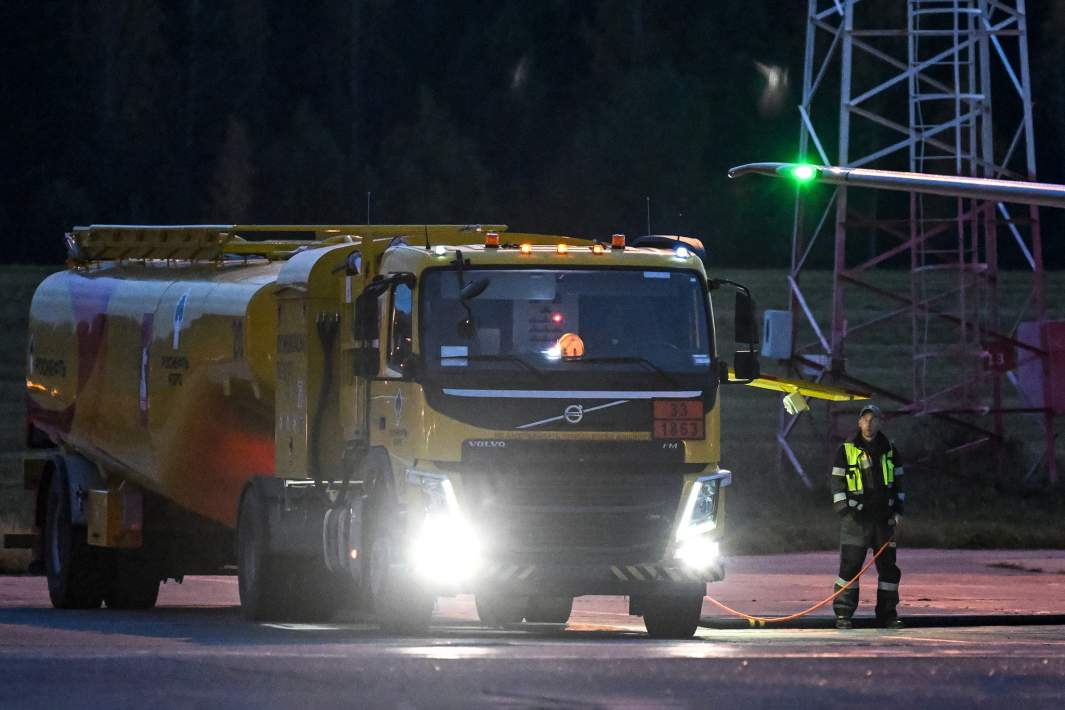 Russia Halts Aviation Kerosene Exports
