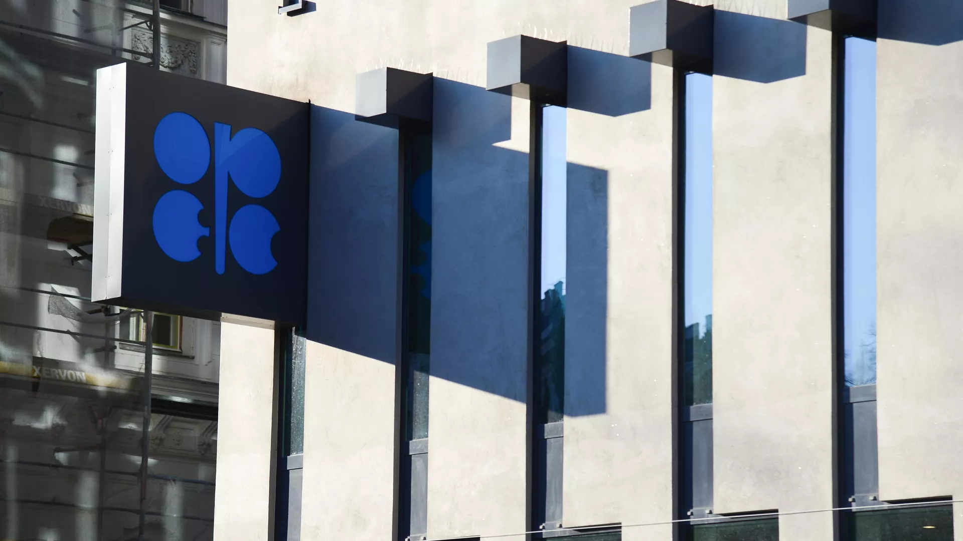 Minus One "Volunteer": Seven OPEC+ Countries Hold First Meeting Without the UAE