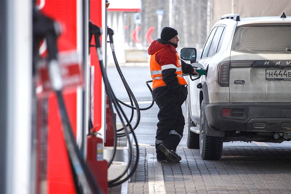 A Proposal to Link Petrol Prices to Average Wage Growth in Russia: What Does It Mean for Citizens?
